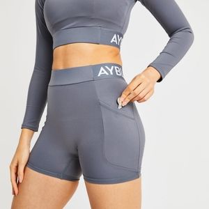 Aybl training shorts, size L, grey